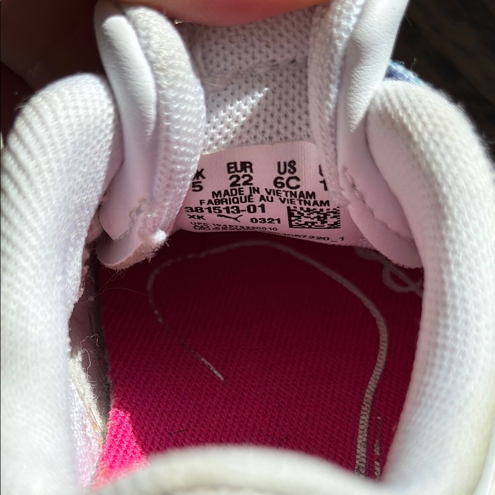 Puma White and Red Sneakers with Rainbow Laces 6C toddler baby - Picture 10 of 10